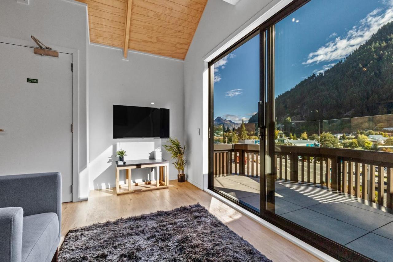 Alex Apt With Onsite Gym And Walk To Town Queenstown Bagian luar foto